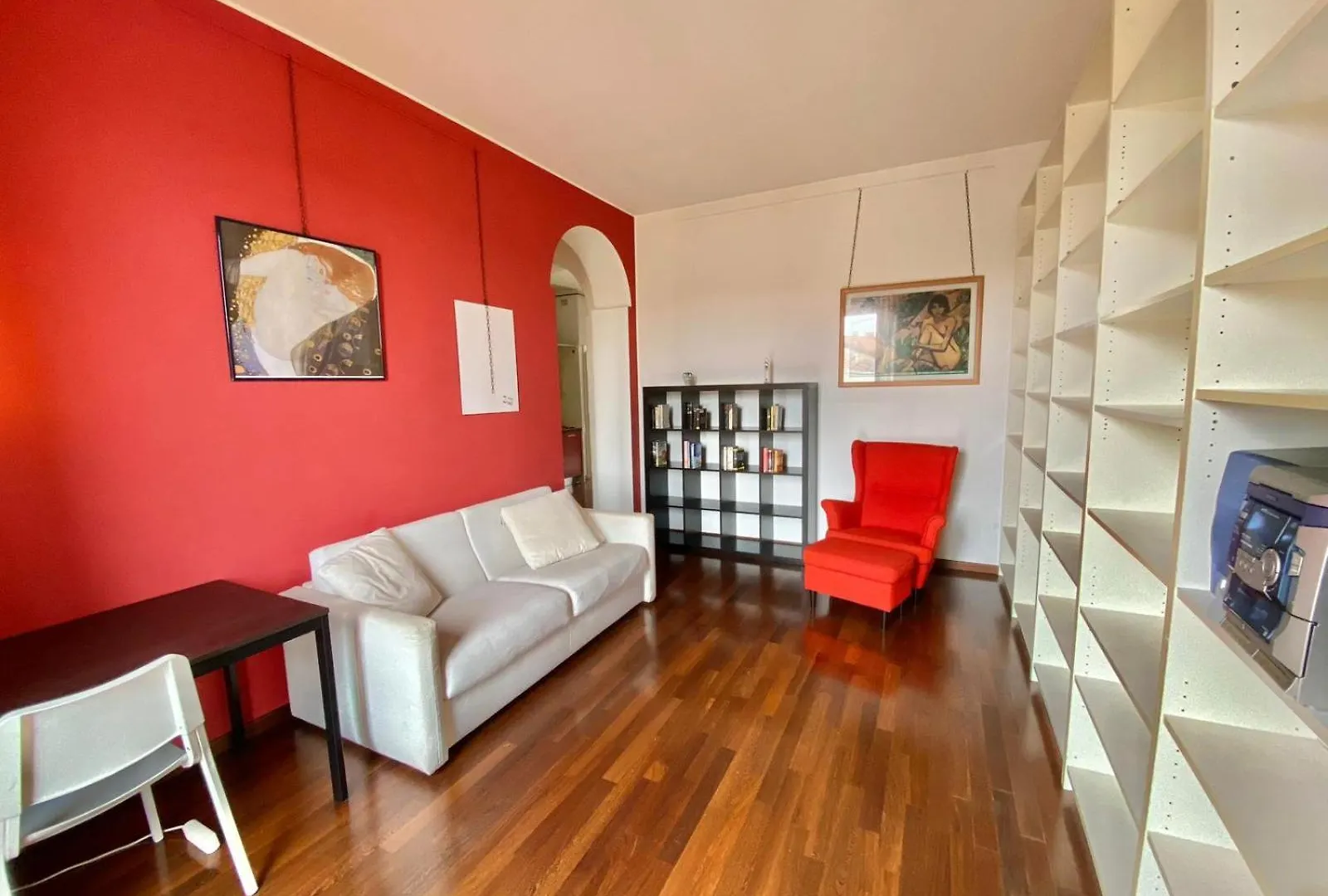 Grazioso Appartamento Nel Cuore Del Tran Tran Di Milano, Perfetto Per Amici E Famiglie, Vicino A Metropolitana アパート ミラノ